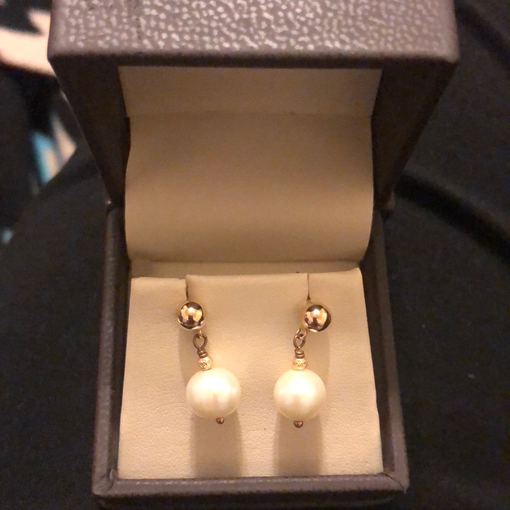 Pearl Earrings